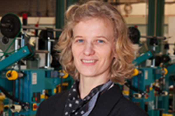 </p>
<h3 style="color:#289db7;margin-top:30px;">Birgit Windeler </h3>
<p>