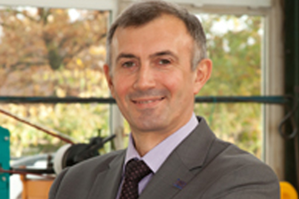 </p>
<h3 style="color:#289db7;margin-top:30px;">Paul Henne</h3>
<p>