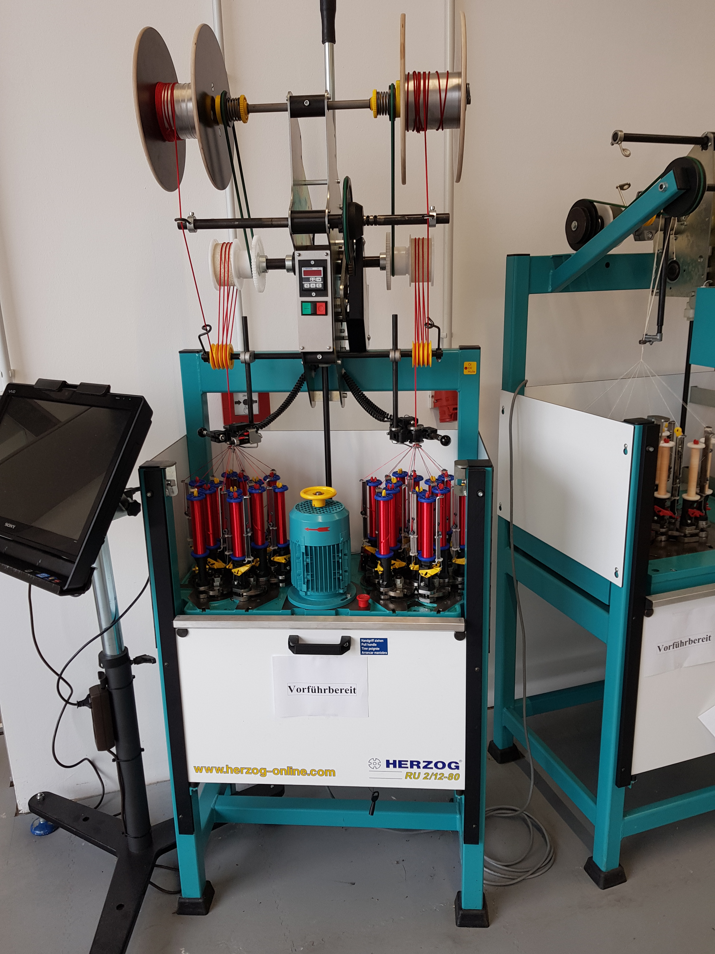 Ab Lager verfügbare Maschinen Herzog Braiding Machines