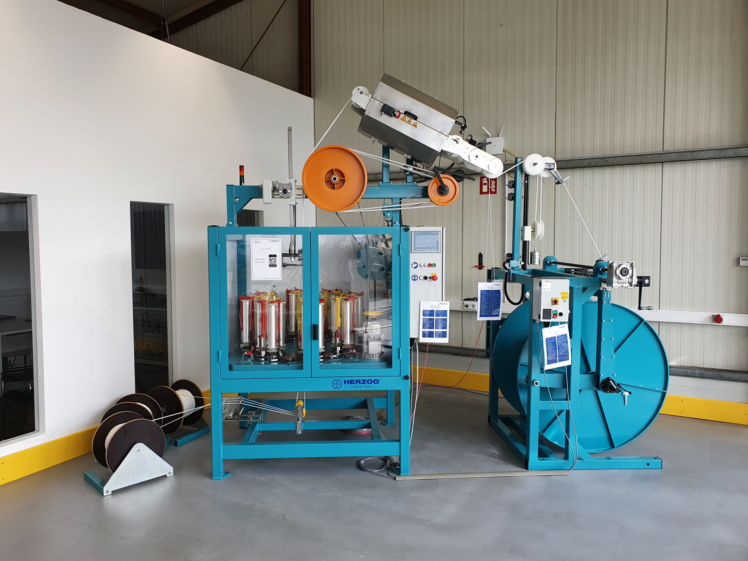 Machines available ex stock | Herzog Braiding Machines