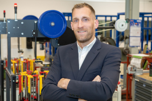 </p>
<h3 style="color: #00459a;margin-top:30px;">Marc Osterloh</h3>
<p>